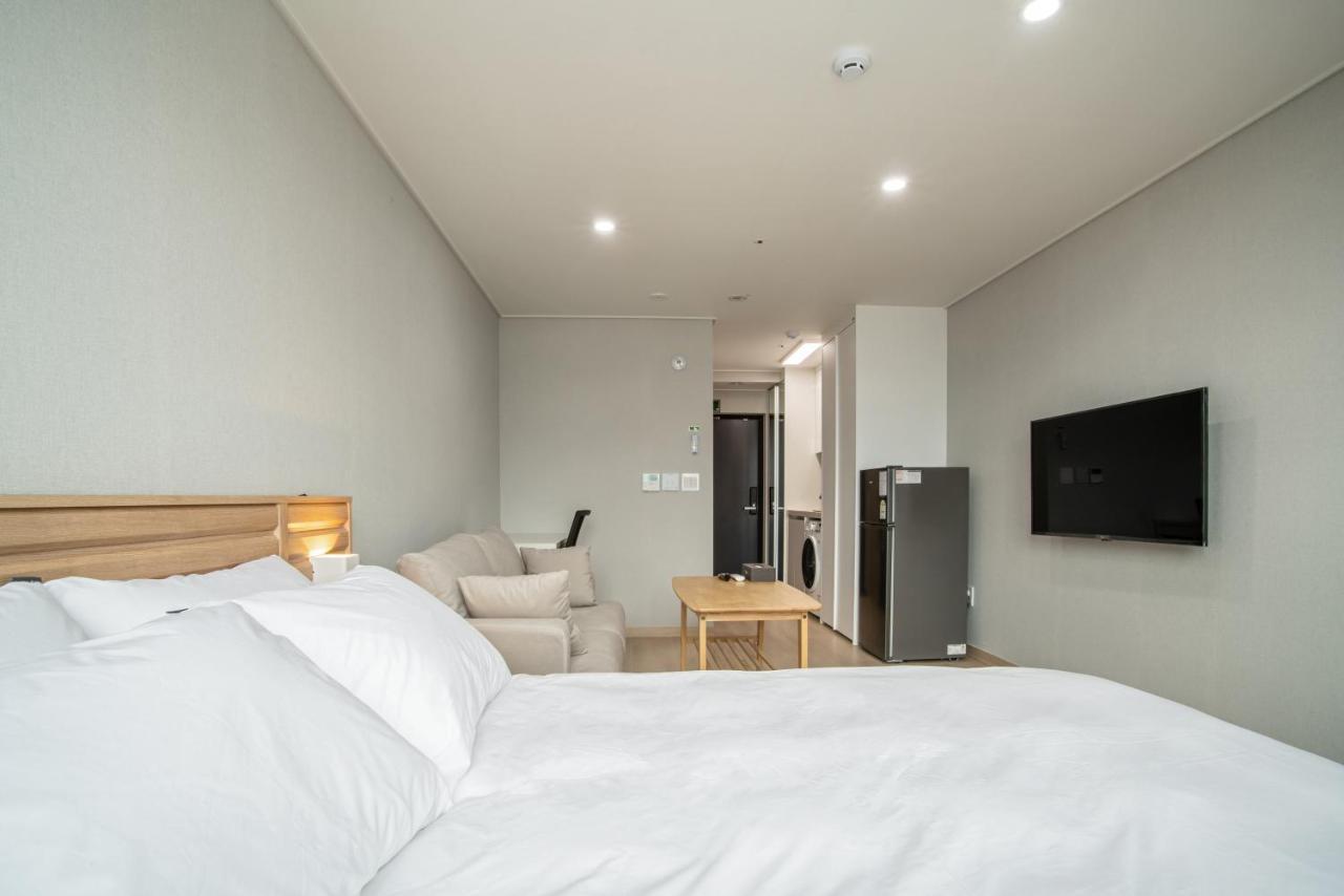 Jeju Central Park Residence Екстер'єр фото