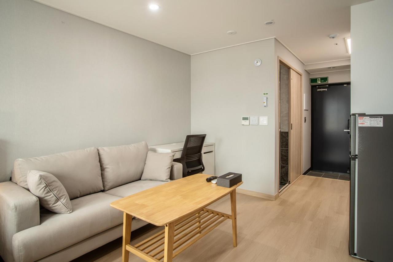 Jeju Central Park Residence Екстер'єр фото